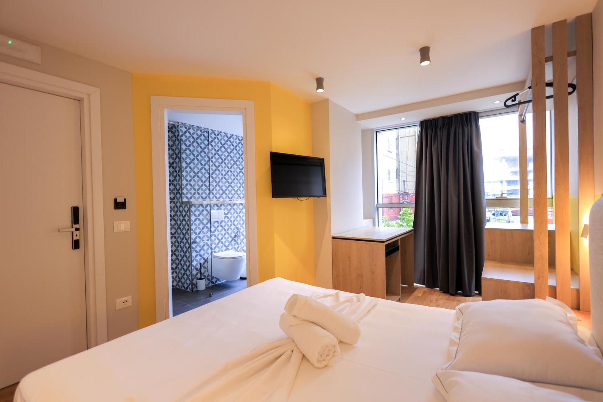 Grandstay Studios Durrës Buitenkant foto