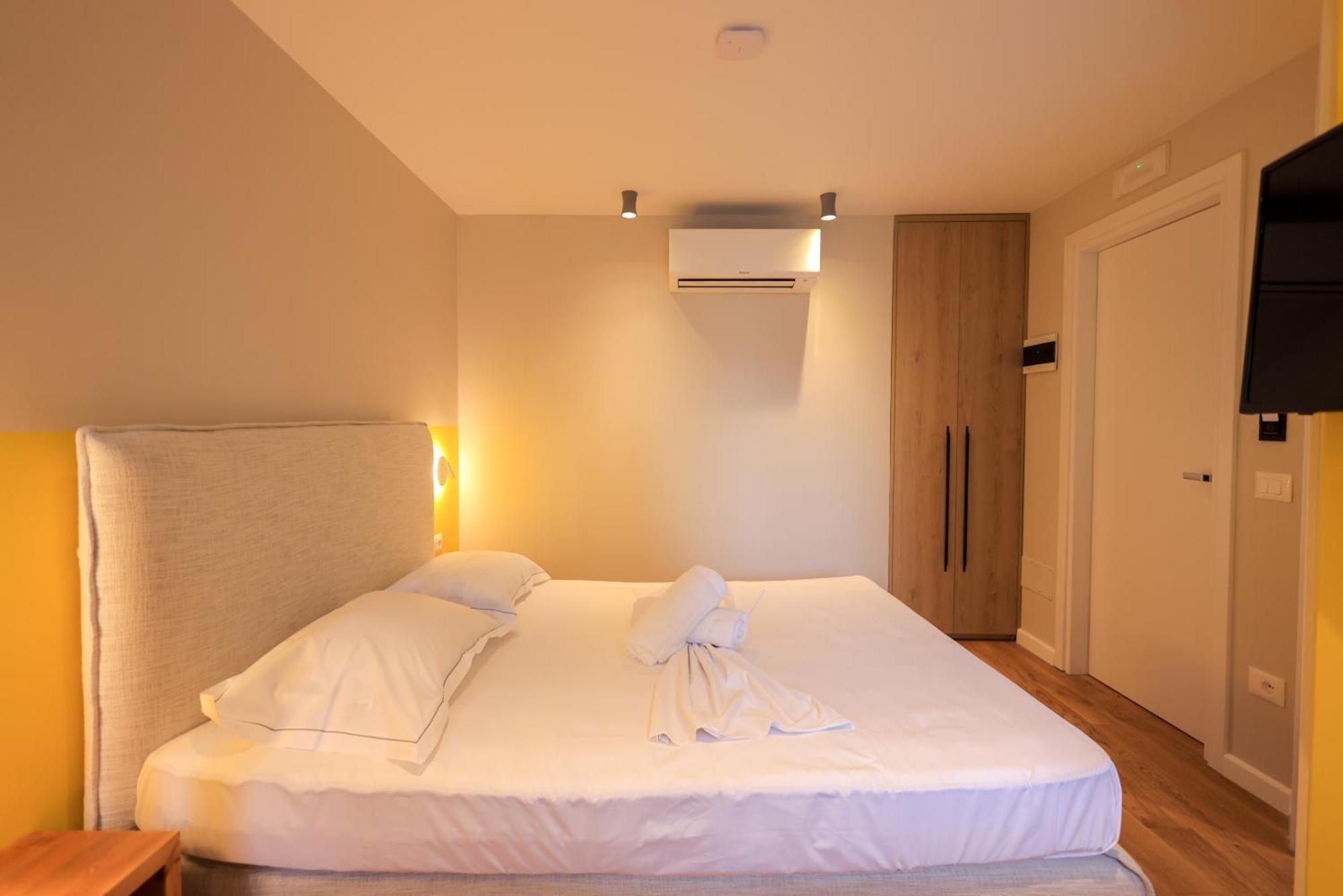 Grandstay Studios Durrës Buitenkant foto