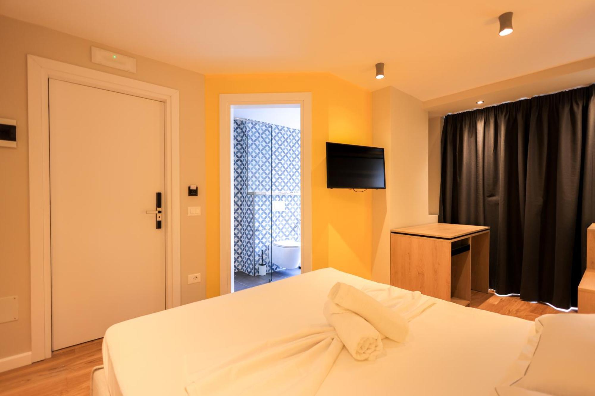 Grandstay Studios Durrës Buitenkant foto