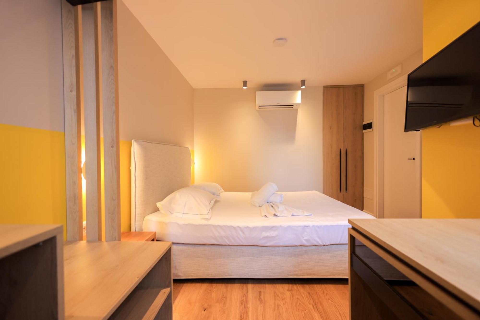 Grandstay Studios Durrës Buitenkant foto